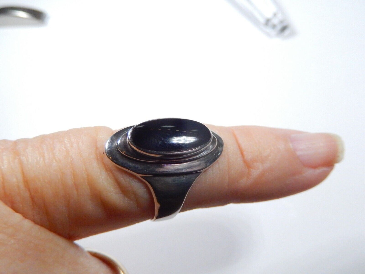 925 Sterling Silver Vintage Real Black Onyx Gem Oval Ring Size 7.25