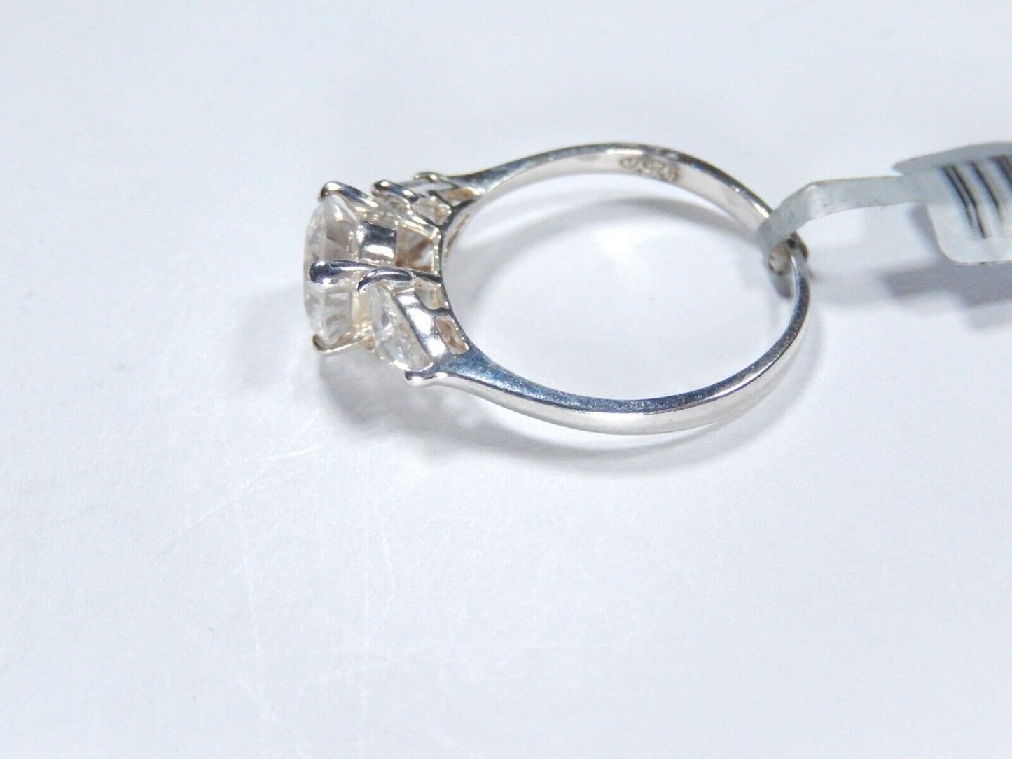 *VINTAGE*   Sterling Silver Three Stone 2.50 CT Cubic Zirconia CZ Ring Size 8.75