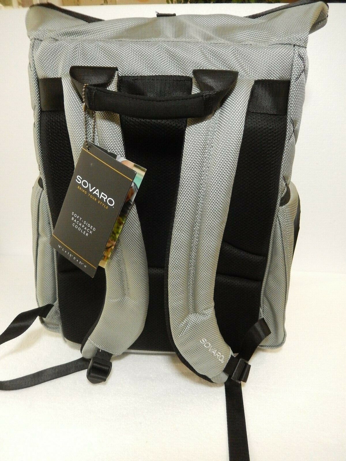 *NWT* Sovaro Luxury Soft Sided Back Pack Cooler 21" Grey/Black 6 Layer Construct