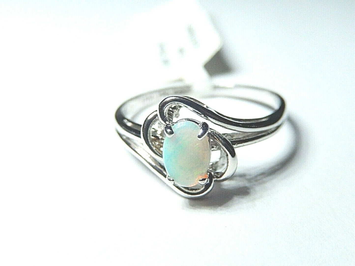*NWT*  10k White Gold Oval Opal Solitaire Ring Size 6.5