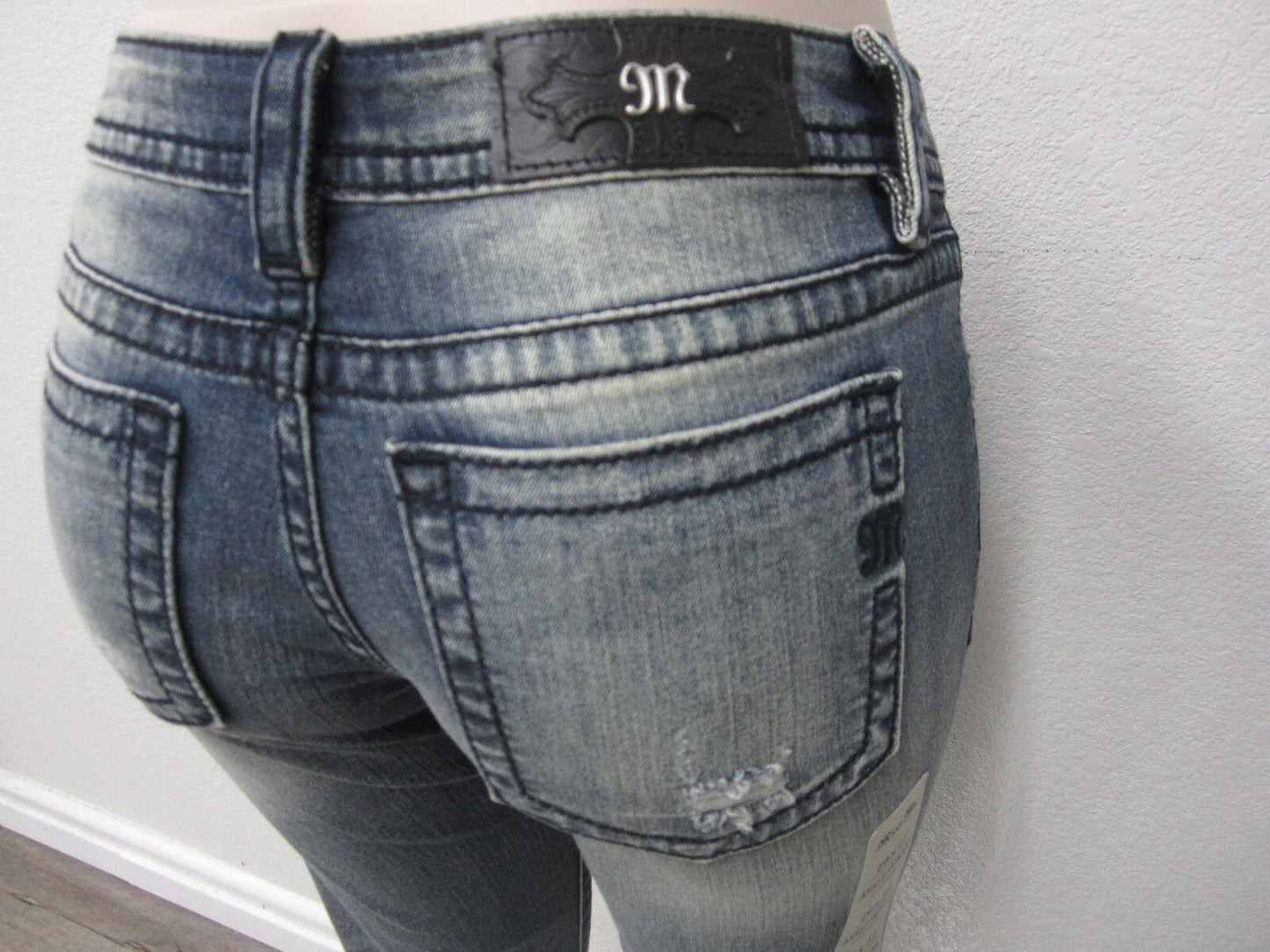 NWT MISS ME Embroidered Signature Skinny Ankle Jeans JP7668AK  Size W29 X L27