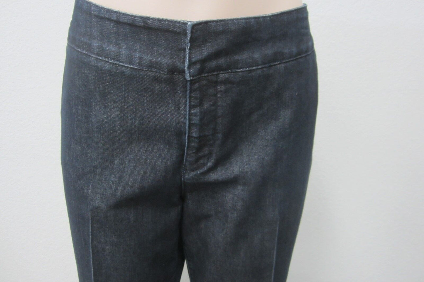 *MINT*  Chico's Platinum Dark Wash Stretch Womens Boot Cut Jeans Size 2 x 27.5"