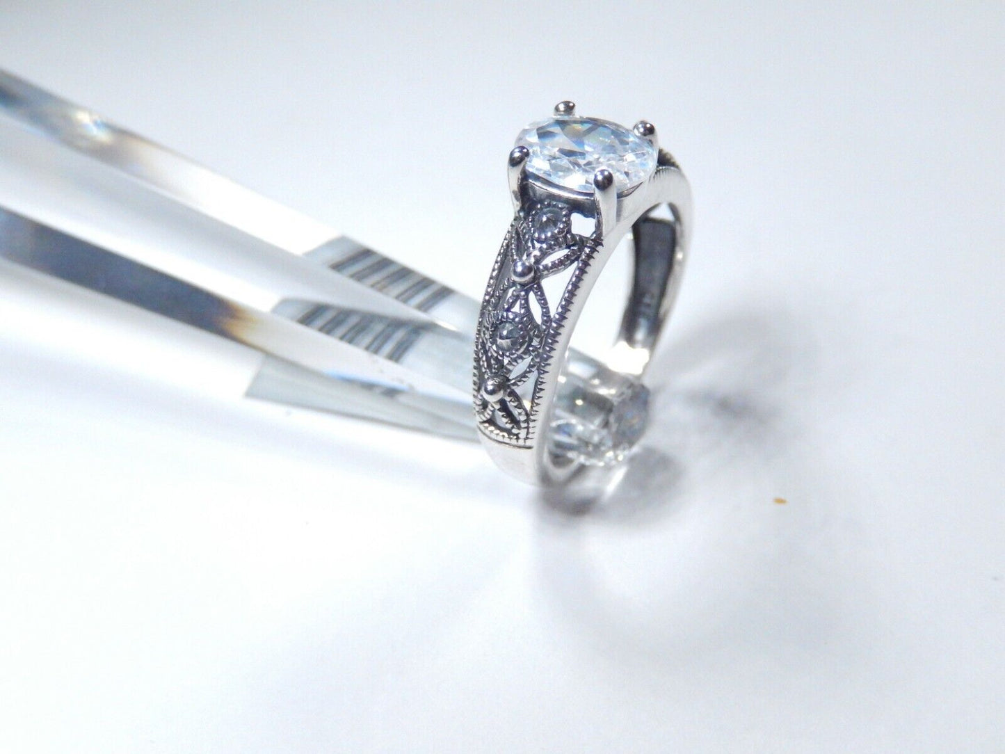 *VINTAGE*   925 Sterling Silver Art Deco 1.25 CT CZ Oval Engagement Ring Sz 7