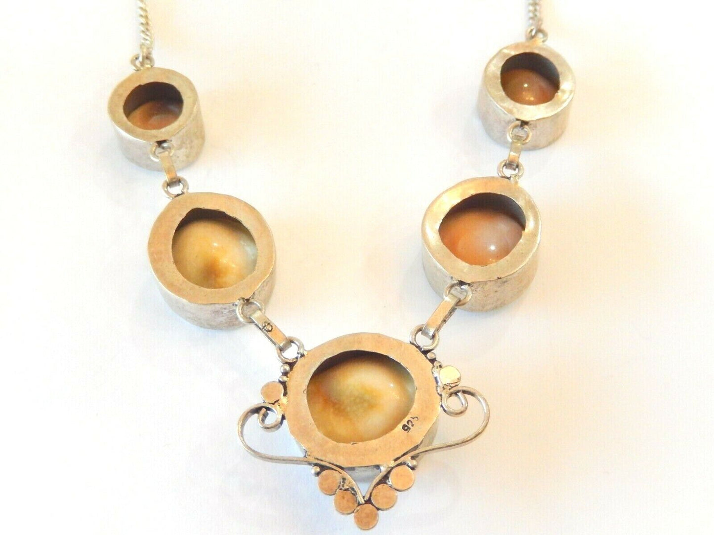 *VINTAGE*  Southwest Native American Sterling Silver White  Agate Necklace 20"