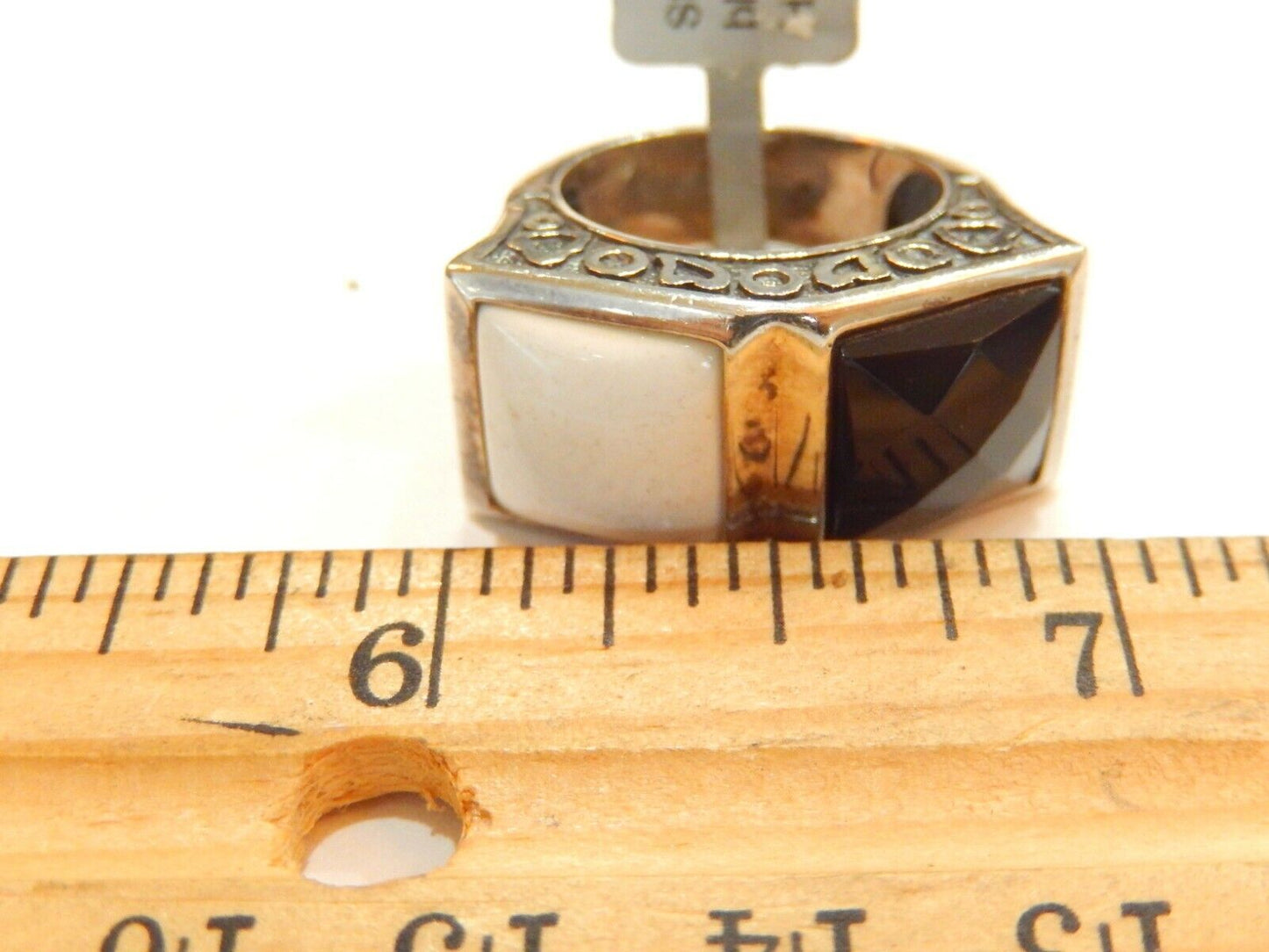 *VINTAGE* STERLING SILVER BLACK ONYX AND MOTHER OF PEARL RING SIZE 5.75