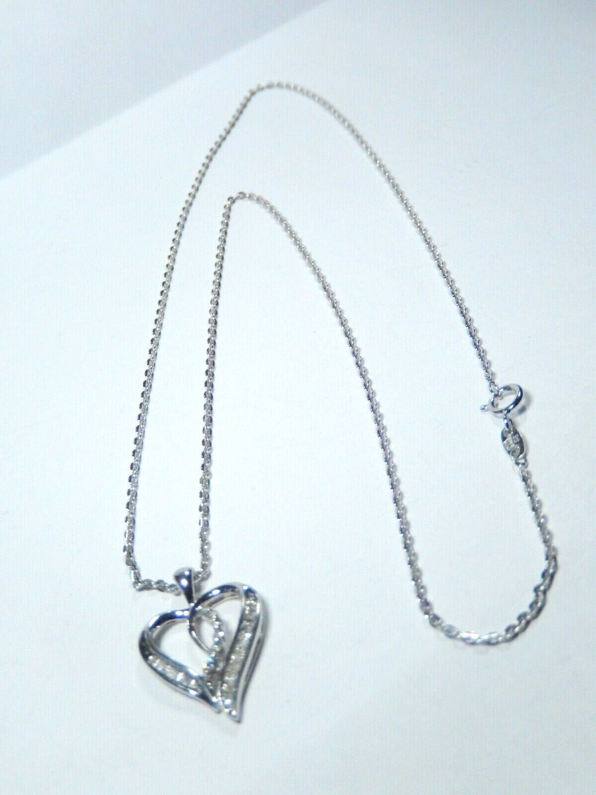 *NEW*  10K White Gold Diamond Heart Shaped Pendant w/ 18" Chain