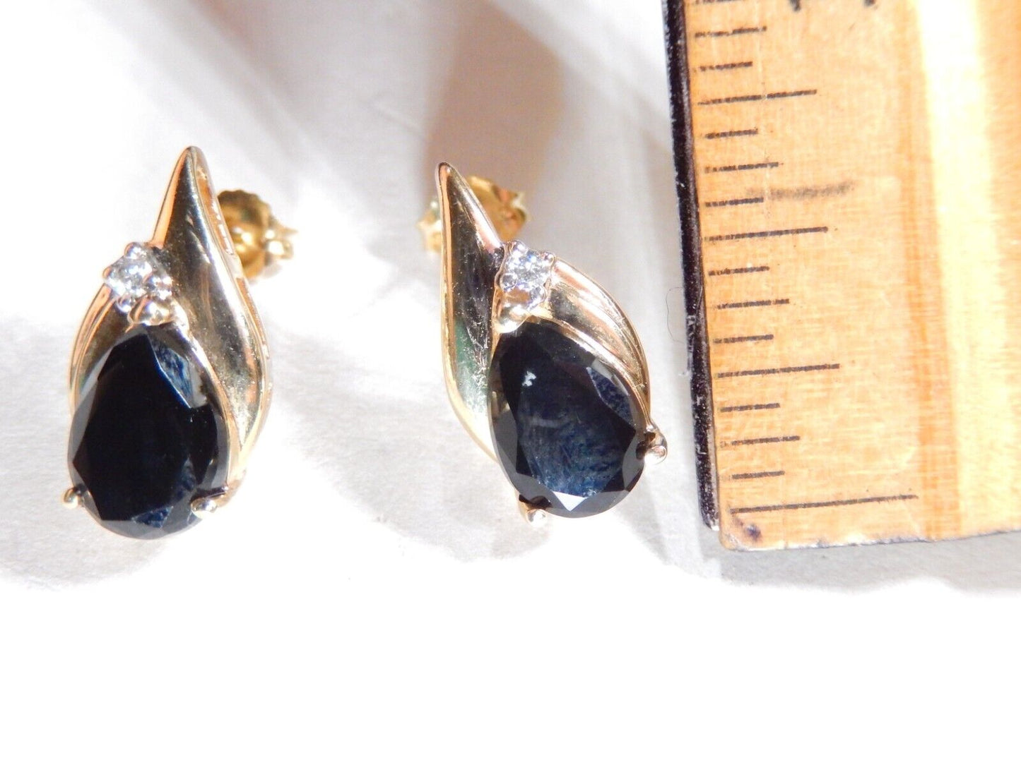 *VINTAGE*  14k Yellow Gold Pear Shape Black Onyx & Diamond Earrings 18mm x 9mm