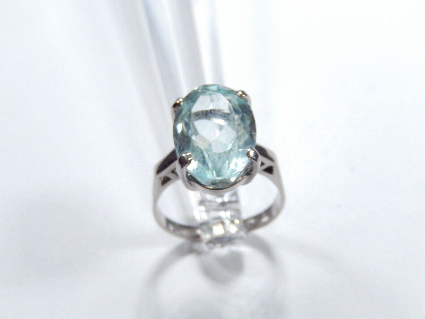 VINTAGE* Sterling Silver 9.00 CT BLUE TOPAZ OVAL FANCY CUT SOLITAIRE Ring Sz7.75