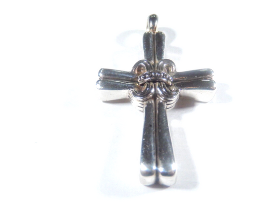 *VINTAGE*   Heavy .925 Sterling Silver Cross pendant 1 -7/8" x 1 -1/16"