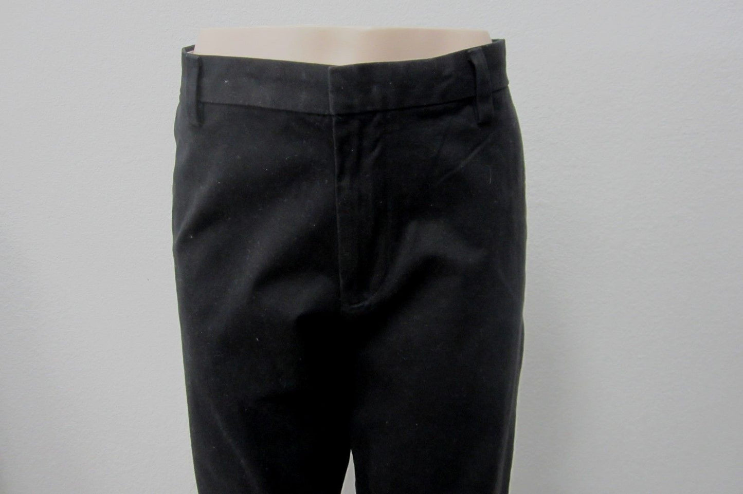 *NWT* OLD NAVY KHAKI PANTS MENS CLASSIC STRAIGHT BLACK JACK COLOR SIZE 38x32