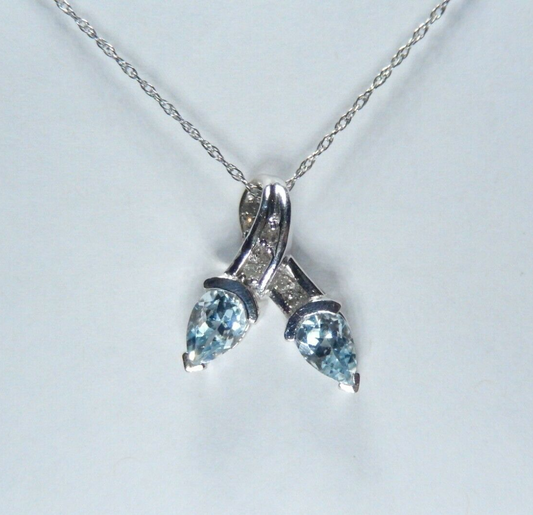 *NEW*  10k White Gold Aquamarine and Diamond Necklace w/14K 18" Chain