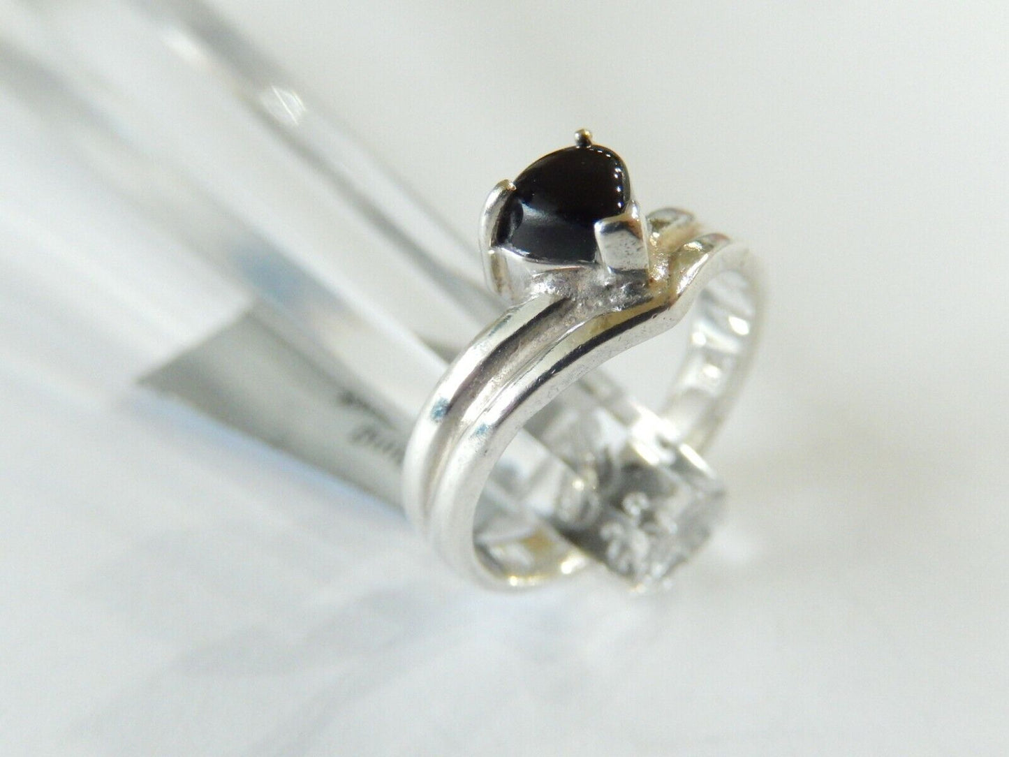 *VINTAGE*  925 Sterling Silver  Black Onyx  Ring Size 6