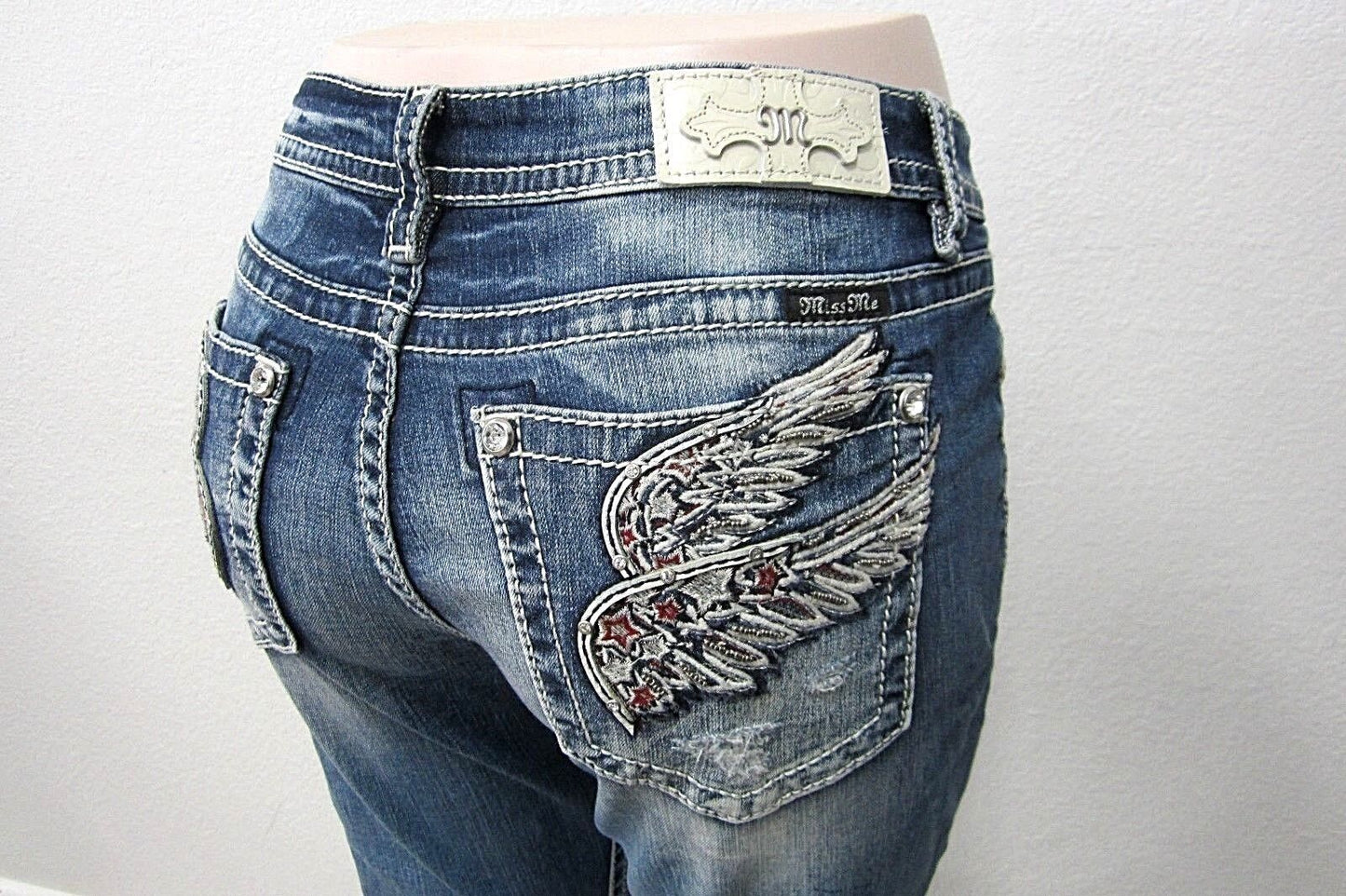 NWT Miss Me Jeans  Embellished Angel Wings Skinny Medium Blue M3195S Sz W25 x 30