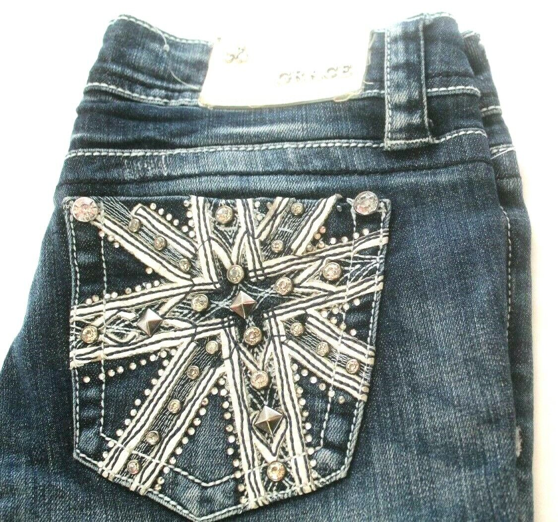 *MINT* Grace in LA Women  Embellished Embroidered Crystal Capri Jeans W28 x L18