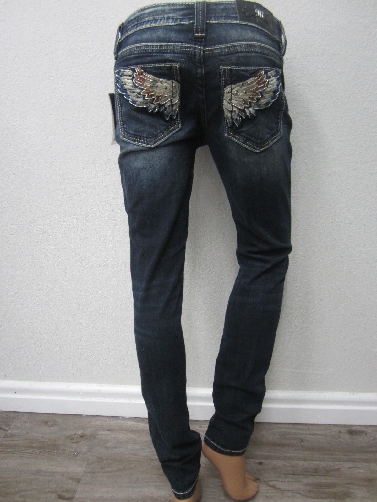 NWT Miss Me Mid Rise Medium Wash Embroidered Wings Skinny Denim M3020S   W26XL30