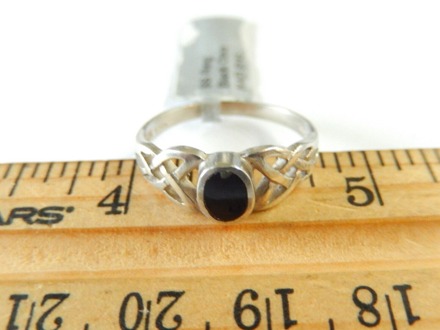*VINTAGE*  925 Sterling Silver Black Onyx  Decorative Band Ring Size 8.25