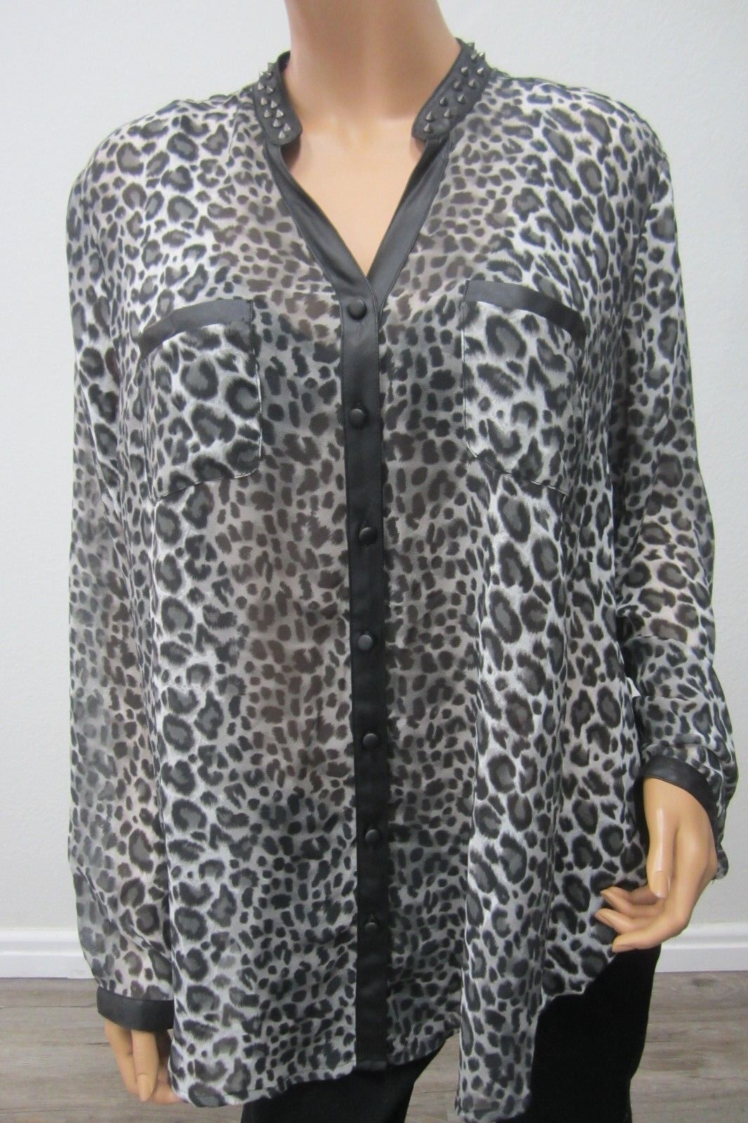 Torrid Metal Spike Collar Size 1 Plus Size  Top Animal Print