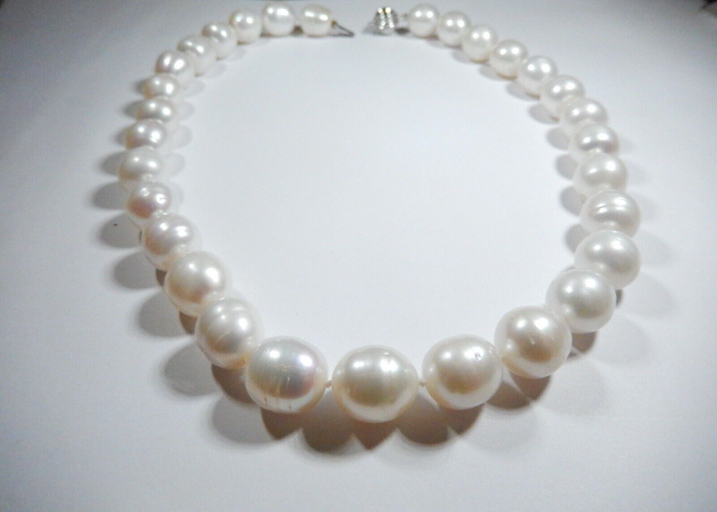 *NEW*  16” LG 13mm Oval Baroque Pearl Necklace 30 Pearls 14K Gold Clasp