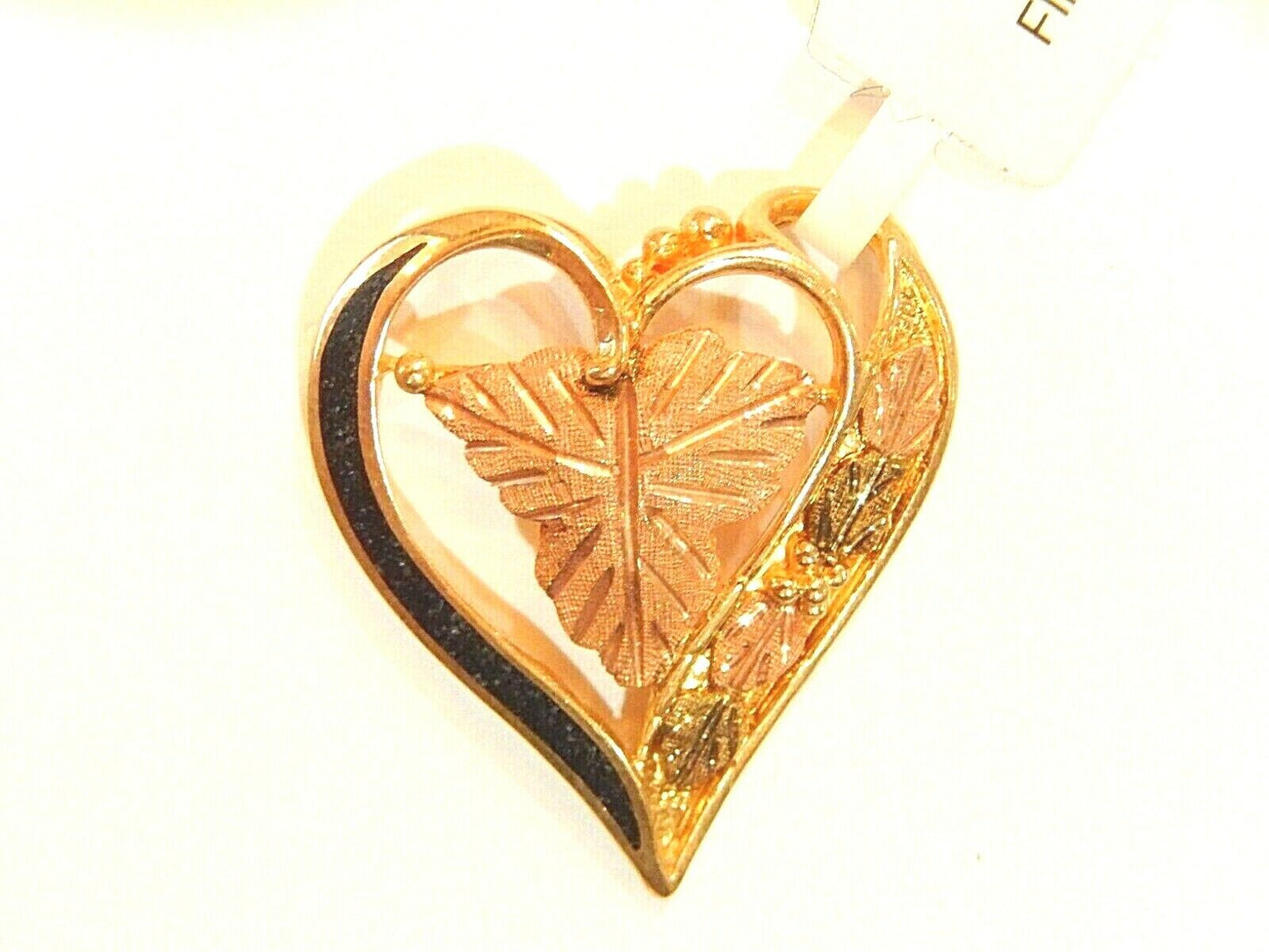 *VINTAGE*  10K Solid Yellow & Rose Gold Diamond Cut Flower Leaf Heart Pendant