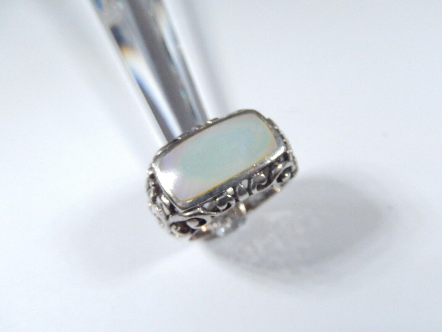 *VINTAGE*  Sterling Silver Mother of Pearl Filigree Ring   size 8.25