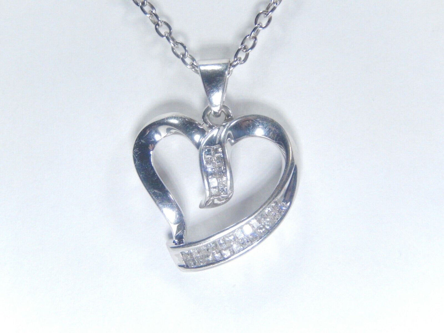 10K White Gold Princess Cut 1/2CT Natural Diamond Heart Pendant w/18"chain