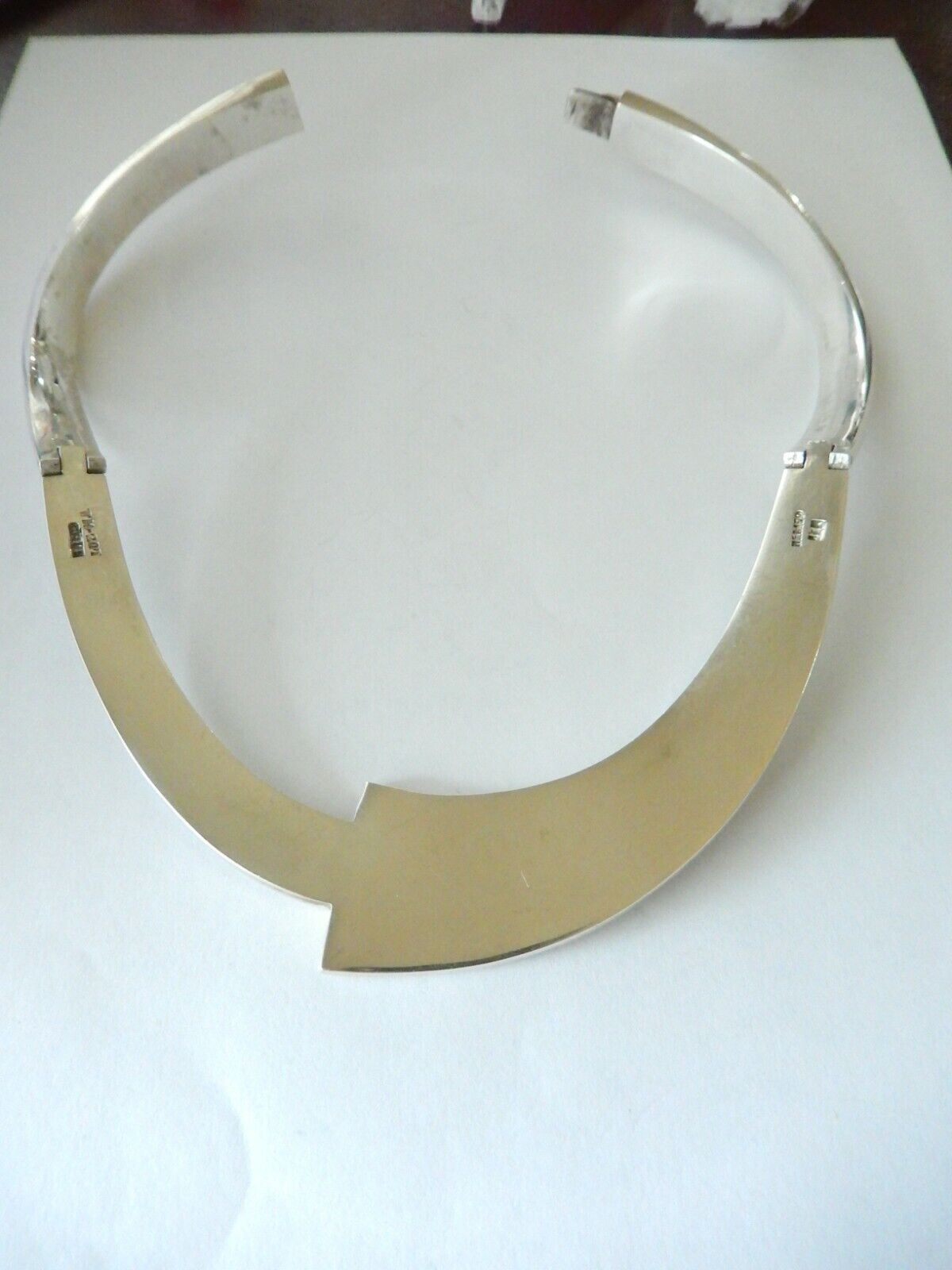 *VINTAGE*  Taxco Mexico Sterling Silver Tigers Eye Hinged Choker Collar Necklace