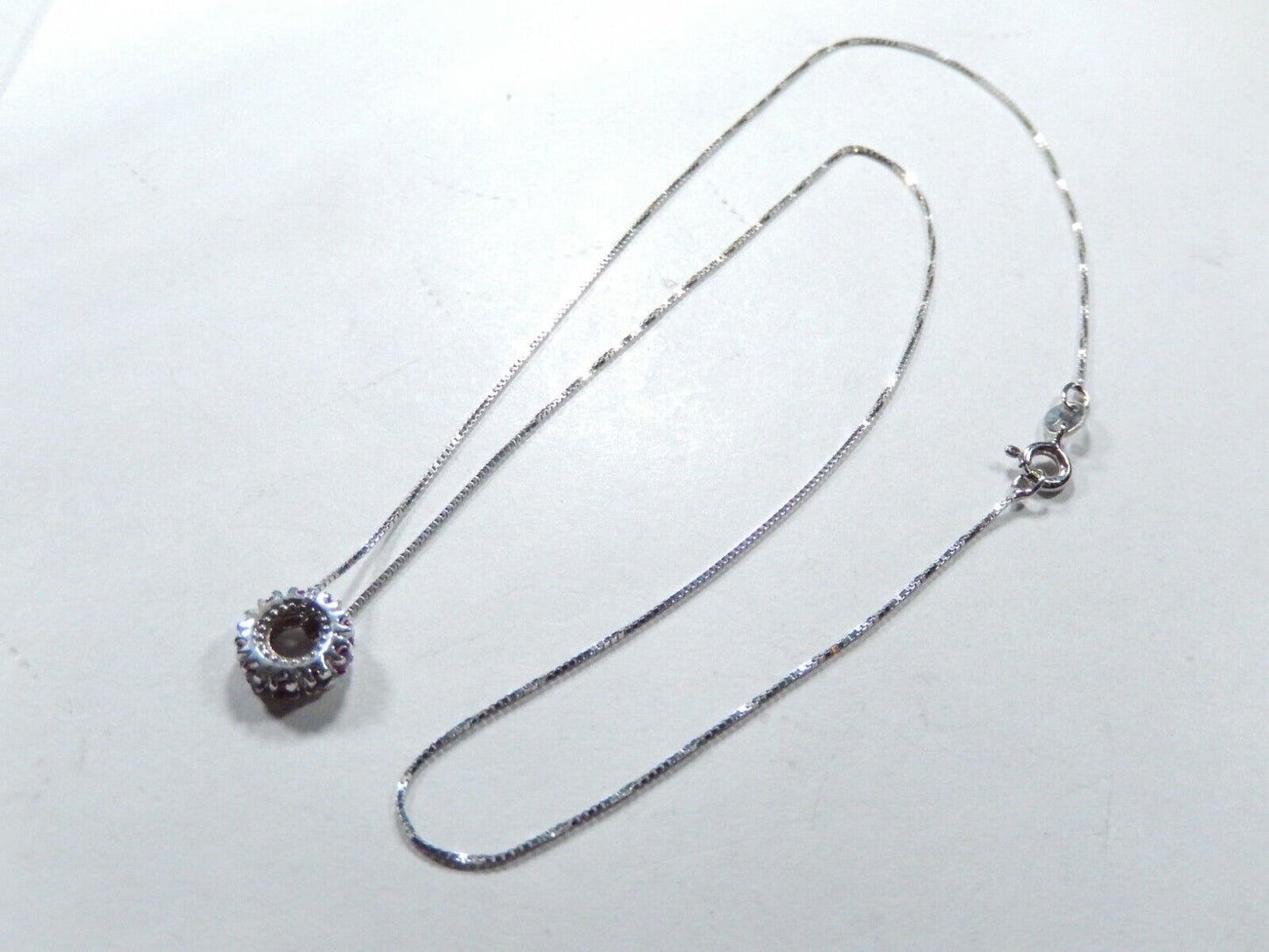 *VINTAGE*14k White Gold Natural Ruby Gemstone Roundel Circle Necklace w/18"chain