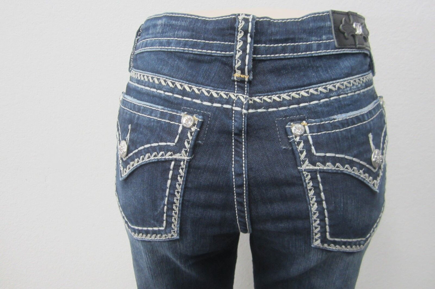 NWT Miss Me Thick-Stitch Mid-Rise Curvy Bootcut Jeans D5014VB291 Size W27 X L34