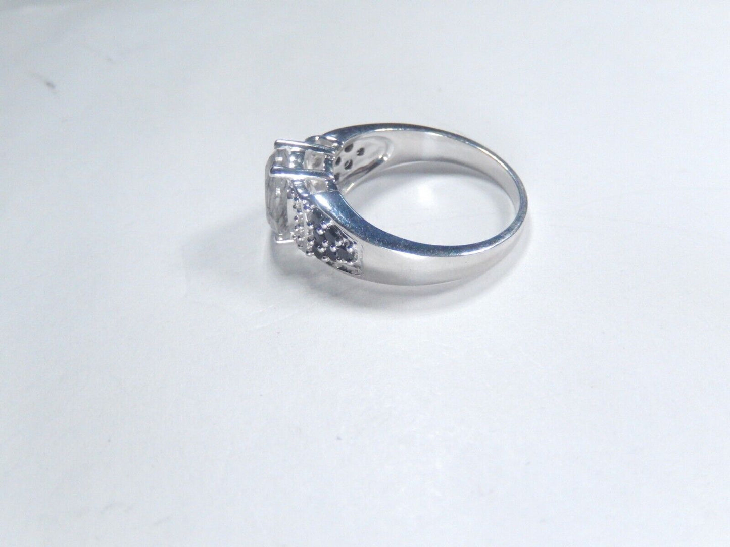 *UNIQUE*  STERLING SILVER & BLACK ONYX & LAB CREATED CENTER STONE SIZE 9