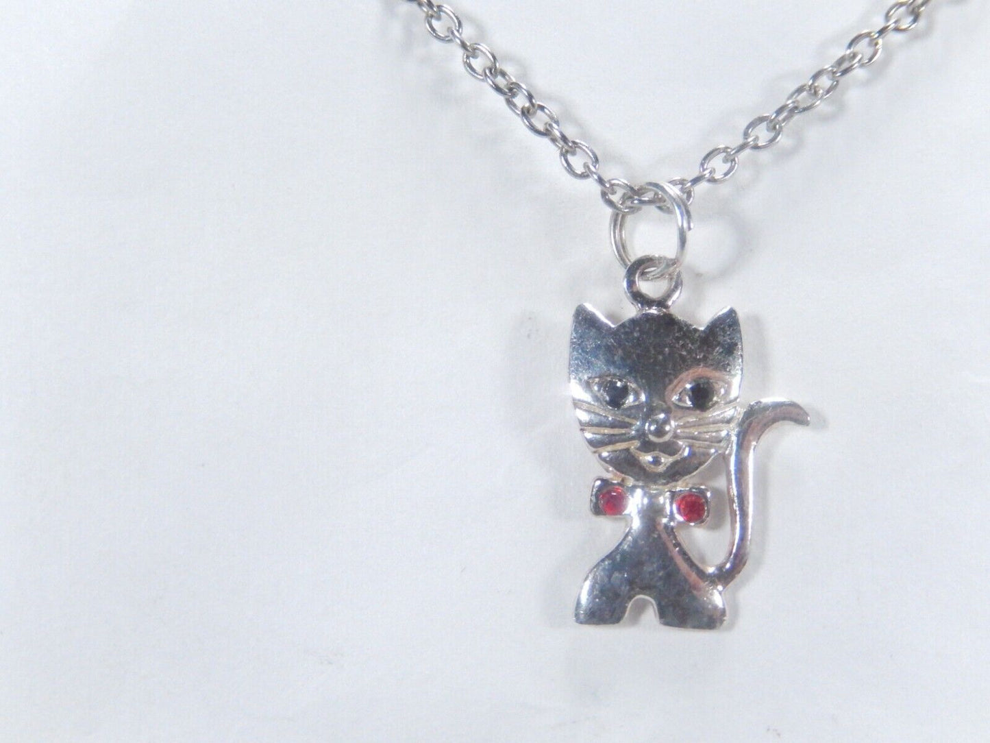 *VINTAGE* Sterling Silver Lab Created Sapphire & Ruby Kitty Cat Pendant Necklace
