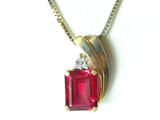 *VINTAGE*10K Yellow Gold 2.5CT  Ruby & Diamond  Pendant with 10K 18" Box Chain