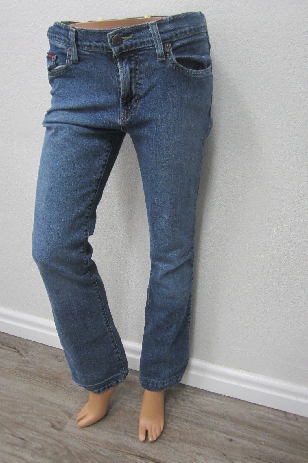 *NICE*  Women's TOMMY HILFIGER Straight Leg Denim Blue Jeans  Size 5R  x  31"L