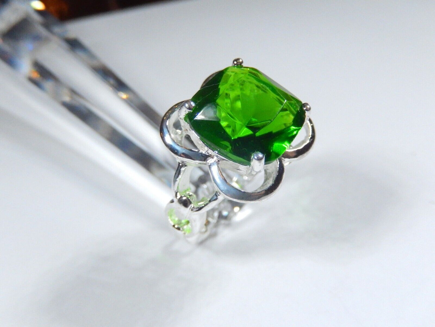 Sterling Silver 9.0 CT Cushion Cut Simulated Green Peridot Ring Size 7.75