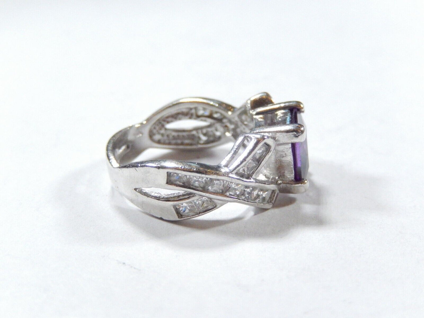 *VINTAGE* Sterling Silver 2.00 CT Princess Cut Amethyst and CZ Accent Ring Sz 5