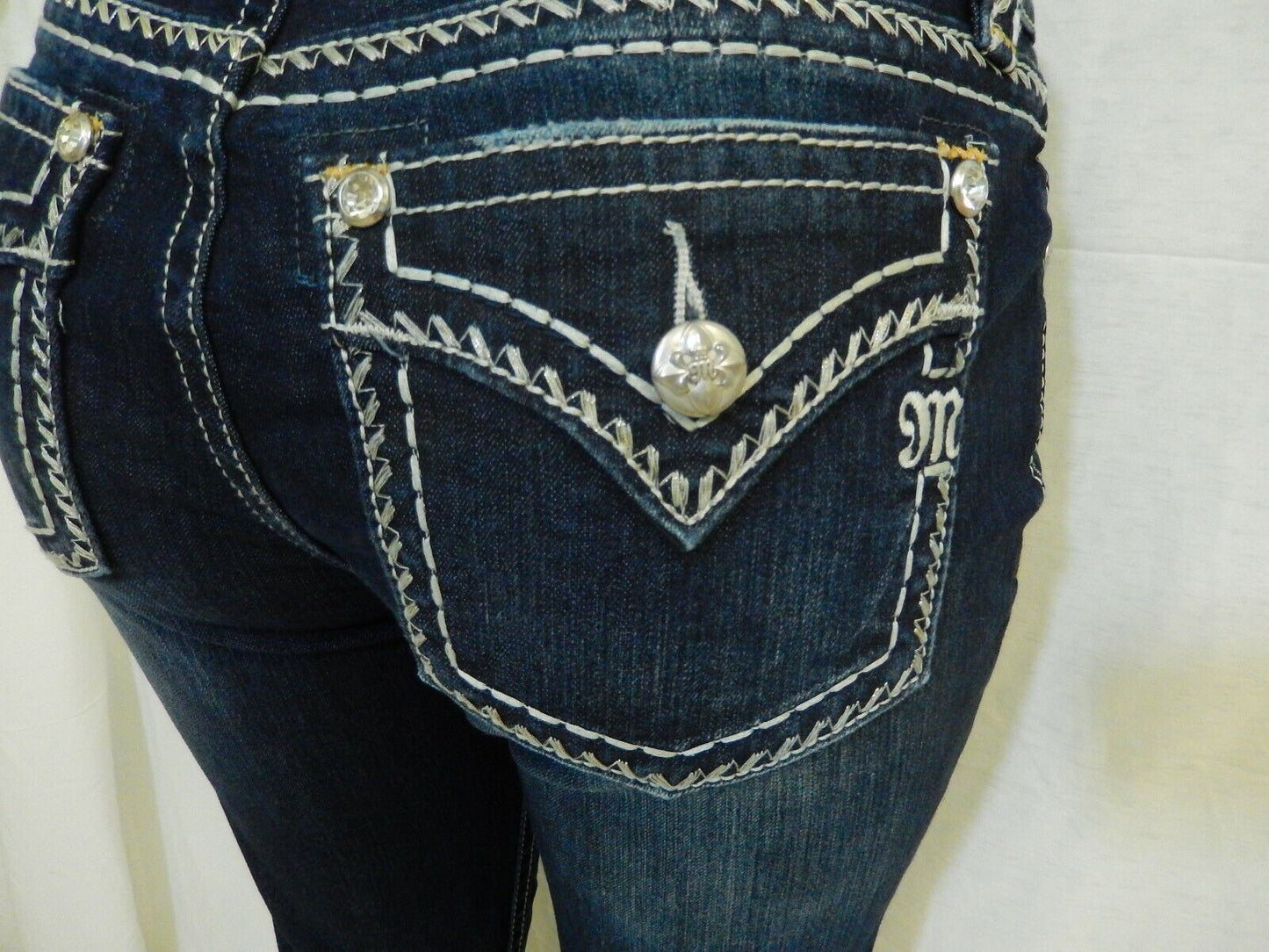 NWT Miss Me Thick-Stitch Mid-Rise Curvy Bootcut Jeans D5014VB291 Size W 28" L34