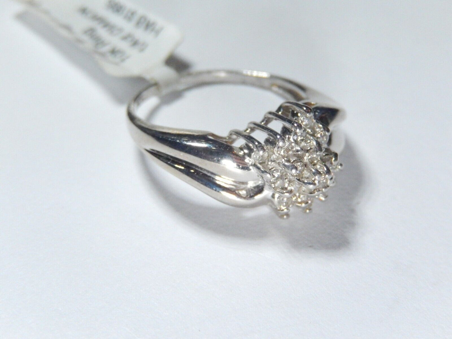 *NWT*  10k White Gold .25 CT Natural Diamond Cocktail Cluster Ring Size 6.5