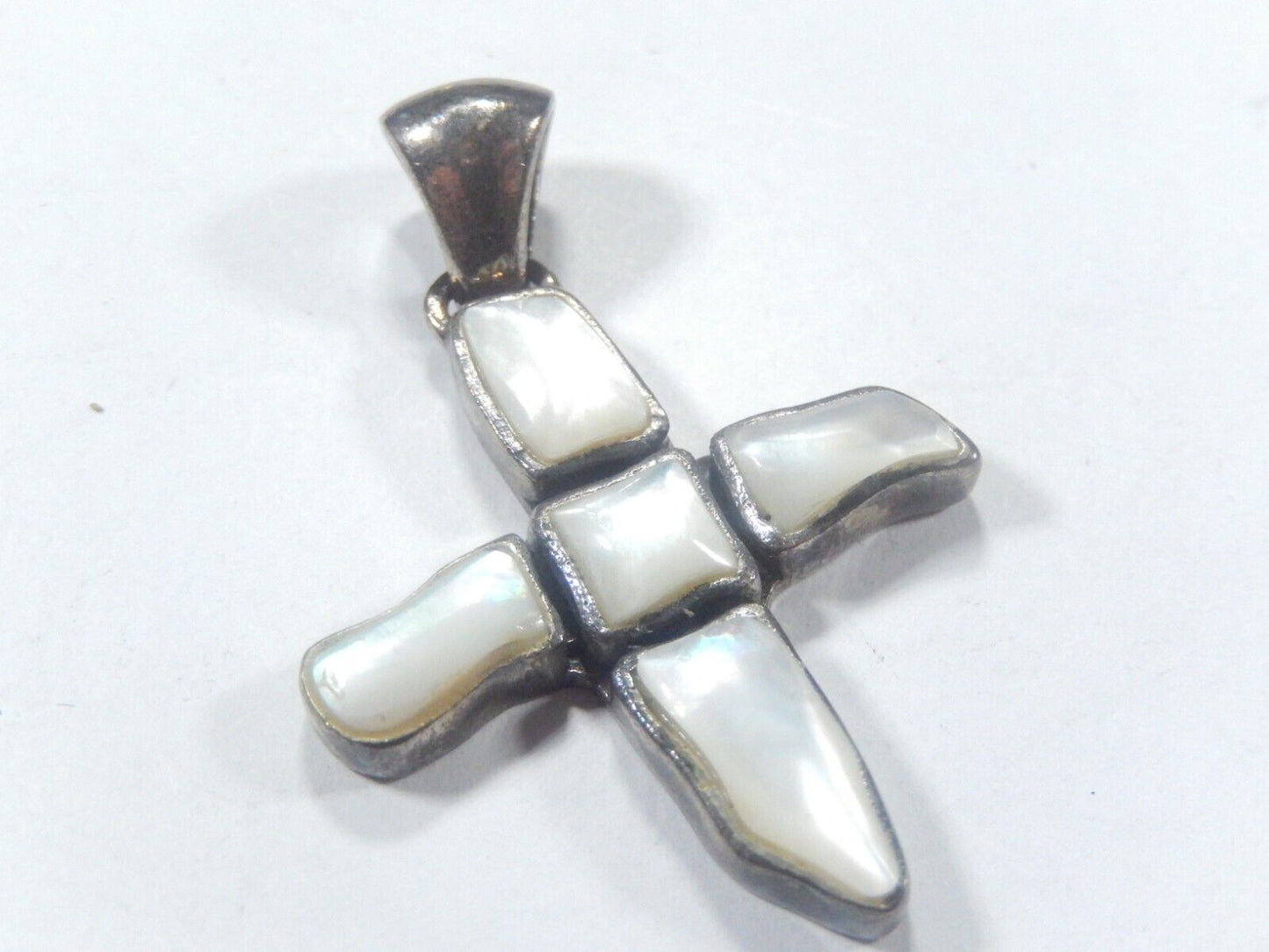 *VINTAGE*  925 Sterling Silver -  Mother Of Pearl Religious Cross Pendant