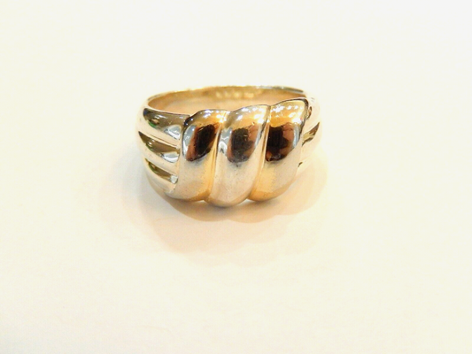 *VINTAGE*   925 Sterling Silver Shrimp Scalloped Modernist Ring Size 10.25
