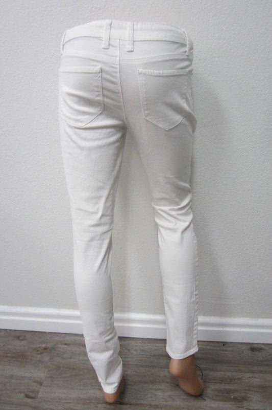 VERY NICE No Boundaries Women's White Stretchy Skinny Leg Jeans  Size 7 x 29L