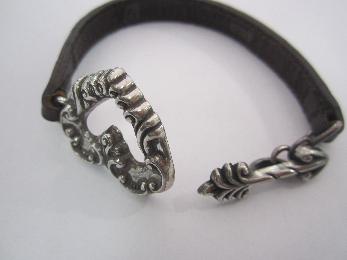 RETIRED Brighton silver tone Brown Leather w/ Heart Scroll Ornate bracelet