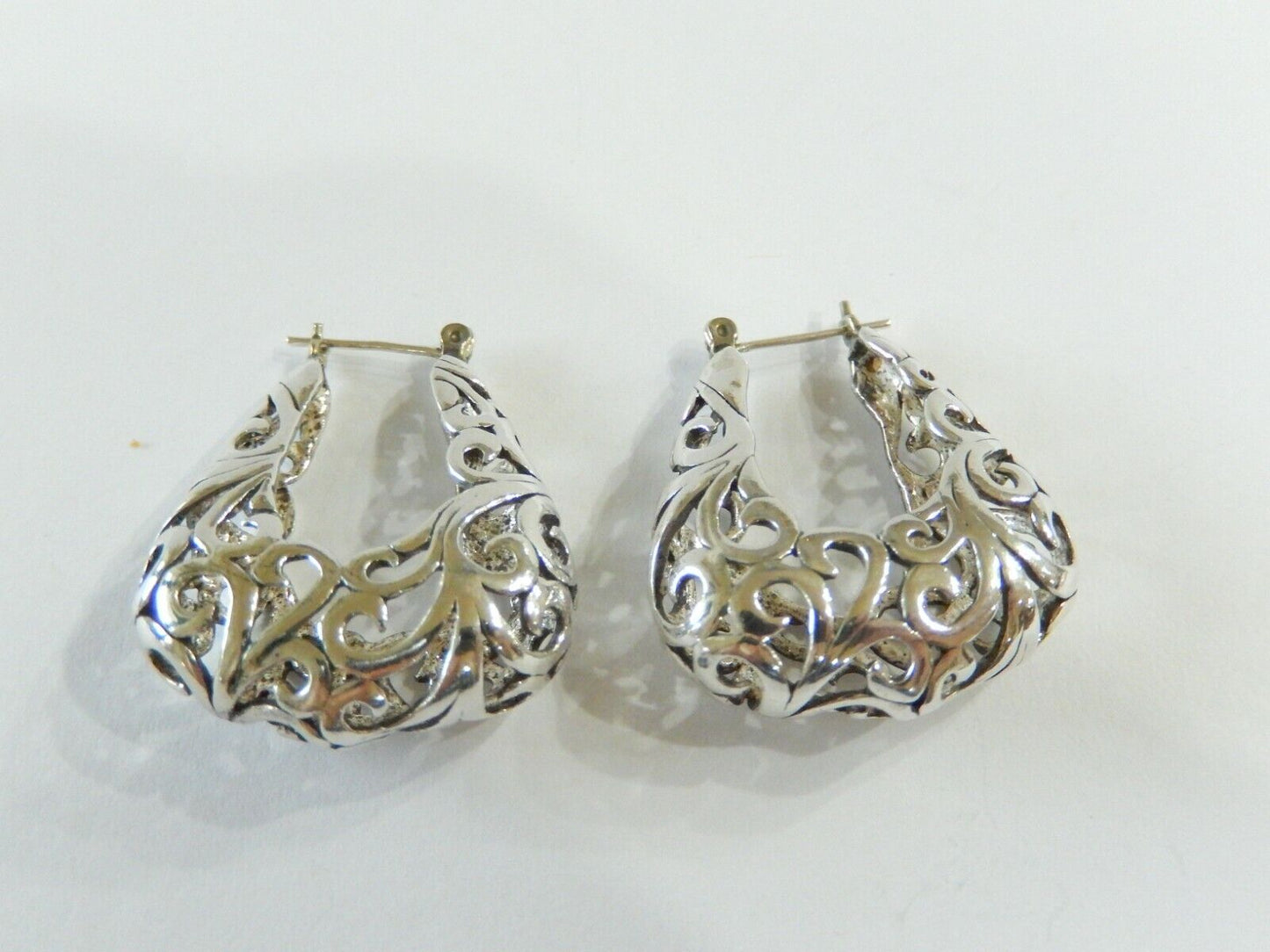 *VINTAGE*  Thick Sterling Silver  Filigree Very Nice Hoop Earrings 1.25" x 1"