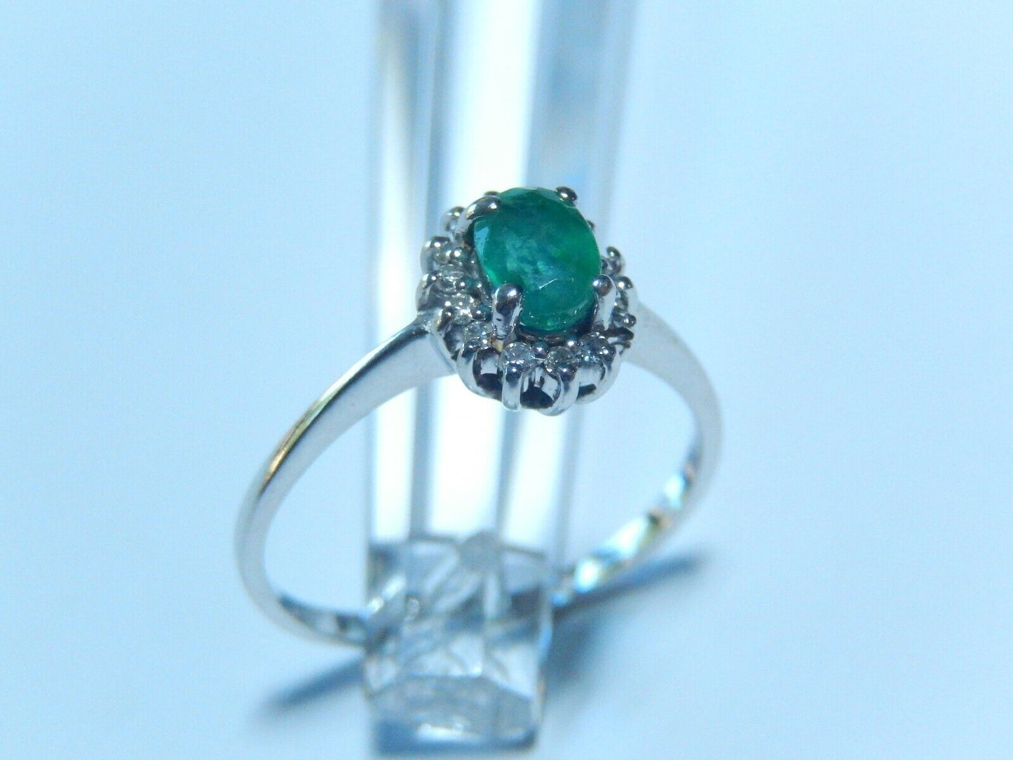 Vintage  1/2Carat Natural Emerald and Diamond Halo Ring 14k White Gold Size 8.25