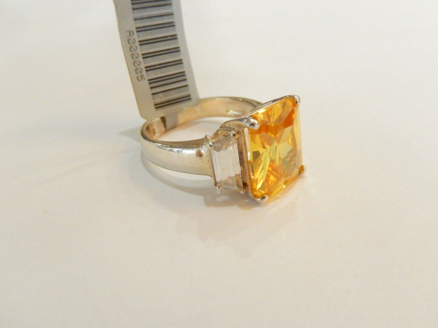 *VINTAGE*  Sterling Silver 5.0 CT Citrine  and CZ Ring  Size 6.5