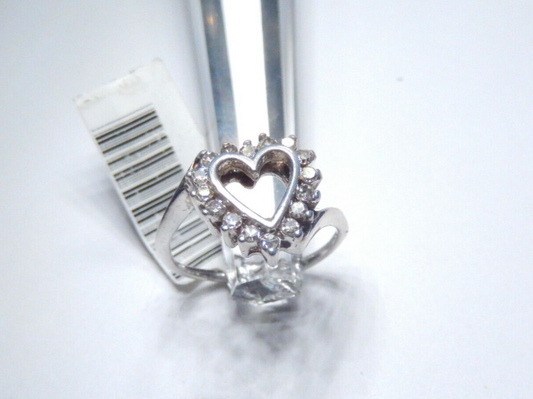 *NWT* 10k White Gold 16 Diamond 12mm x 12mm Heart Ring Size 3.5