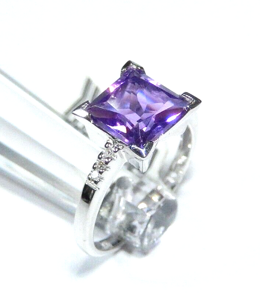 *NWT* 10K White Gold 3.00 CT Amethyst & Diamond Ring Size 7.5