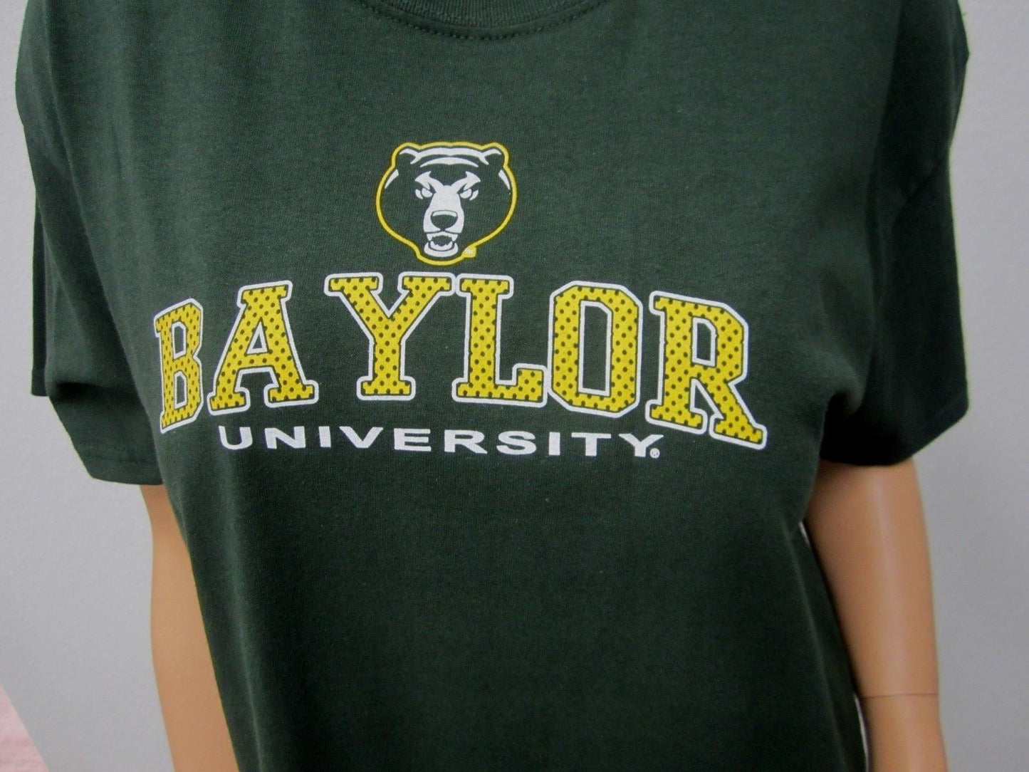 NWT Baylor University Gildan Unisex T Shirt Solid 100% Cotton Short Sleeve Siz L