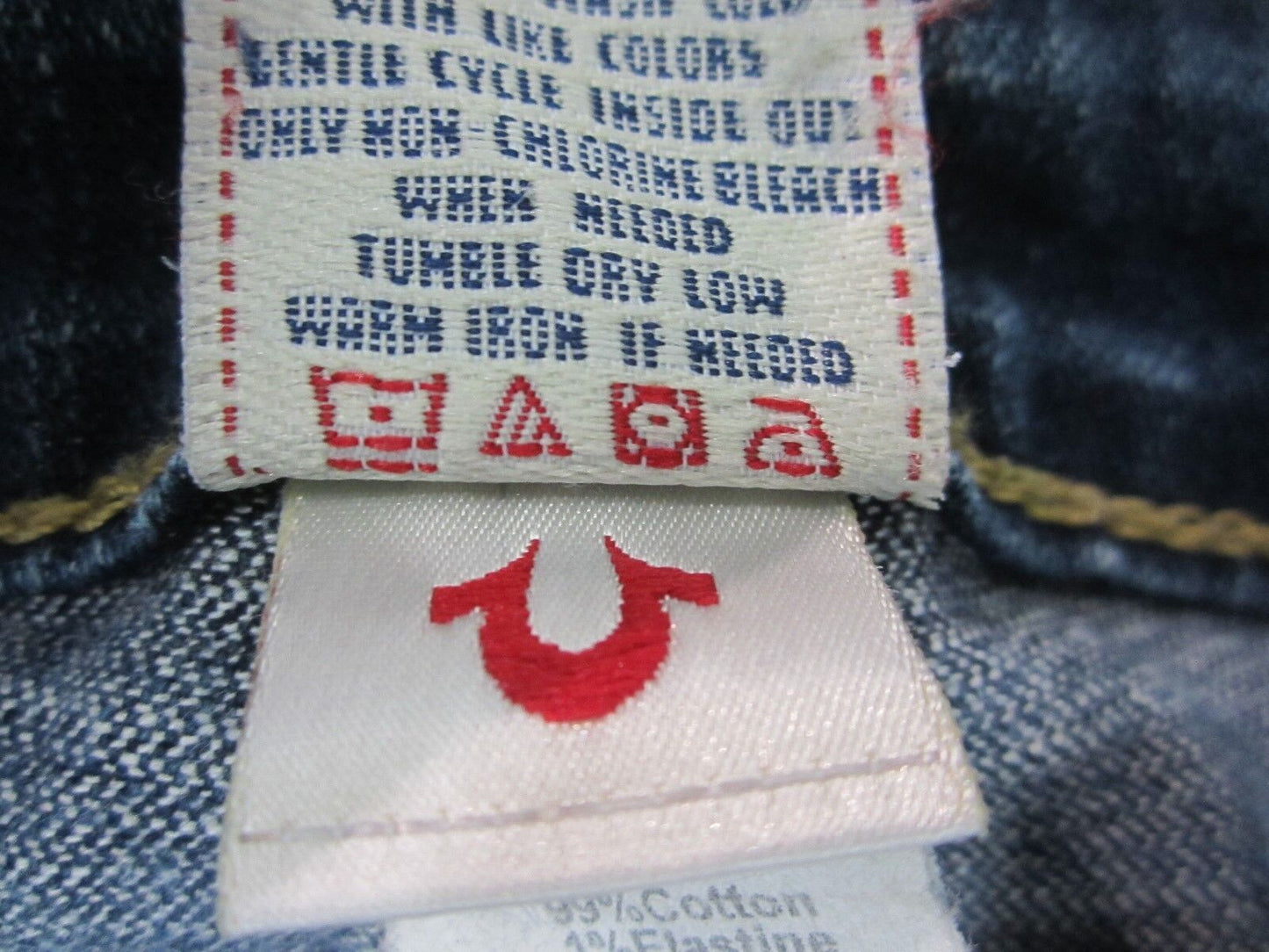 AUTHENTIC NICE Pre Owned  True Religion Ladies Joey Jeans Size 28 x 32 Inseam