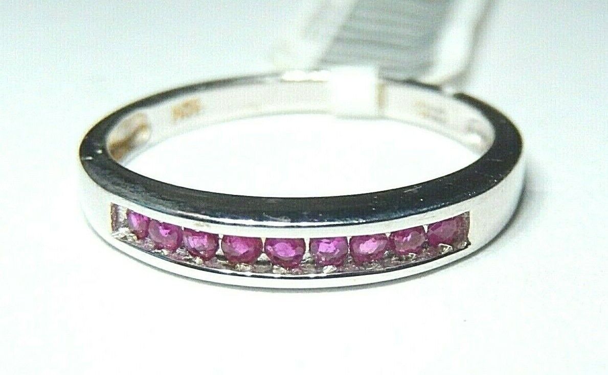 *VINTAGE*  10k White Gold  Channel Set Natural Ruby 3mm Band Ring Size 7.25