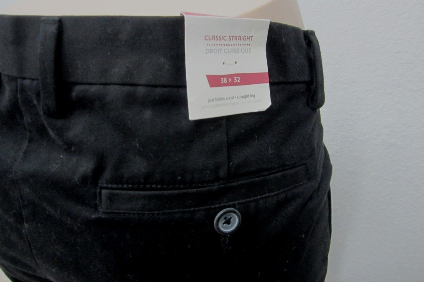 *NWT* OLD NAVY KHAKI PANTS MENS CLASSIC STRAIGHT BLACK JACK COLOR SIZE 38x32