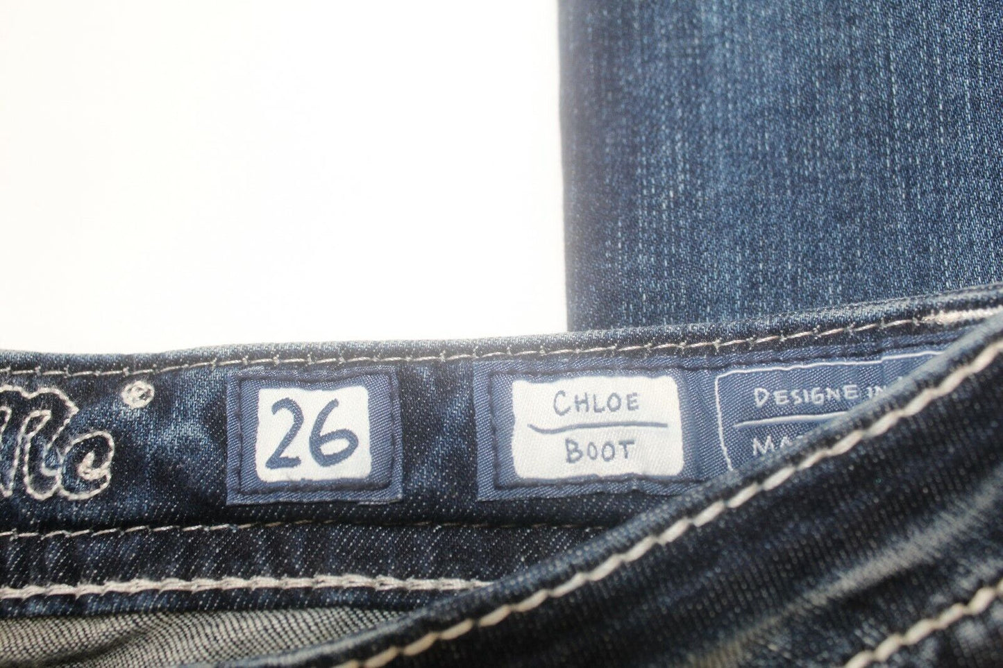 *NWT* $109. Miss Me  Mid Rise Chloe Boot Cut Jeans Wmbellished Pockets Sz 26x34